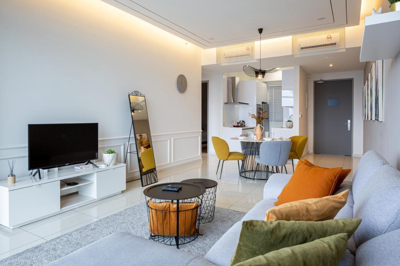 Beacon Executive Suites George Town Extérieur photo